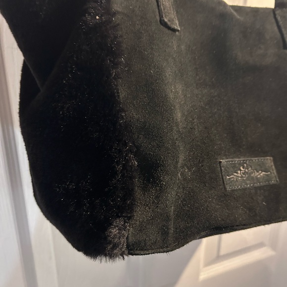 Urbancode  Black Suede and Faux Fur Shopper NWOT - Picture 6 of 6